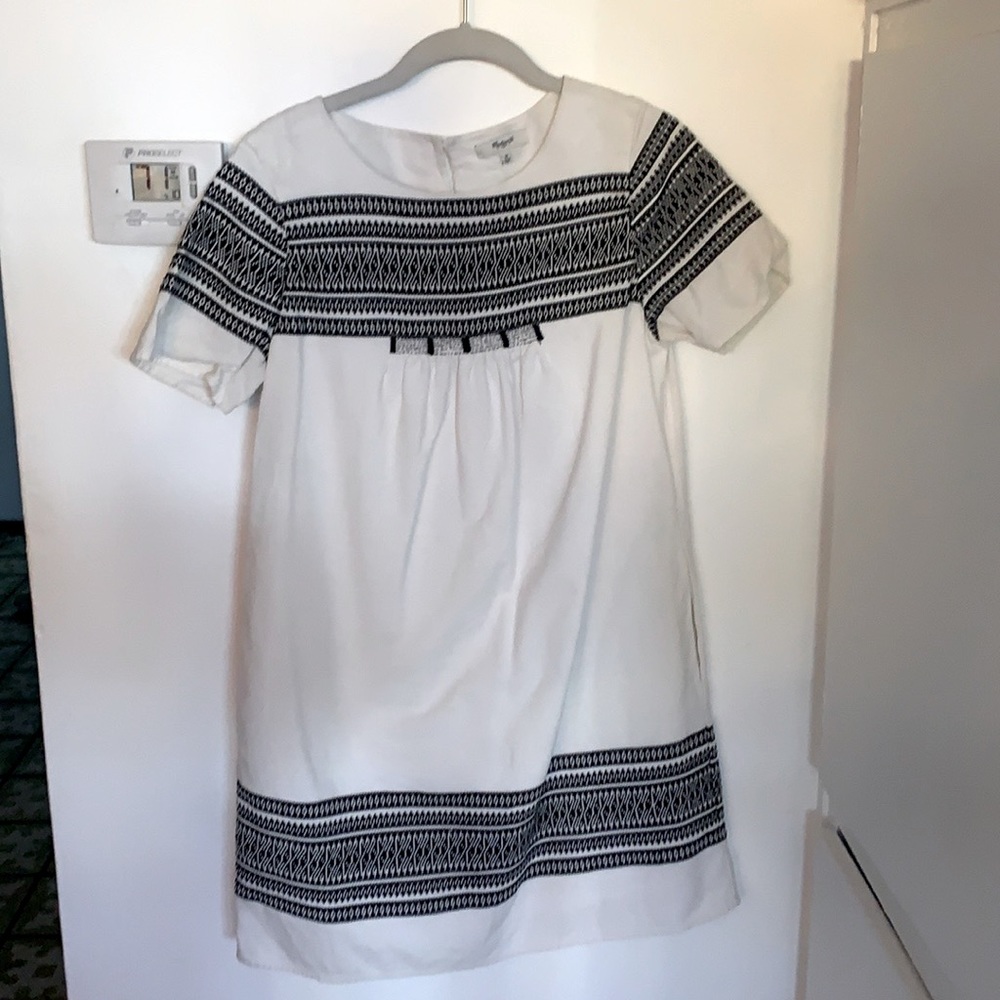 Tunic dress size medium.